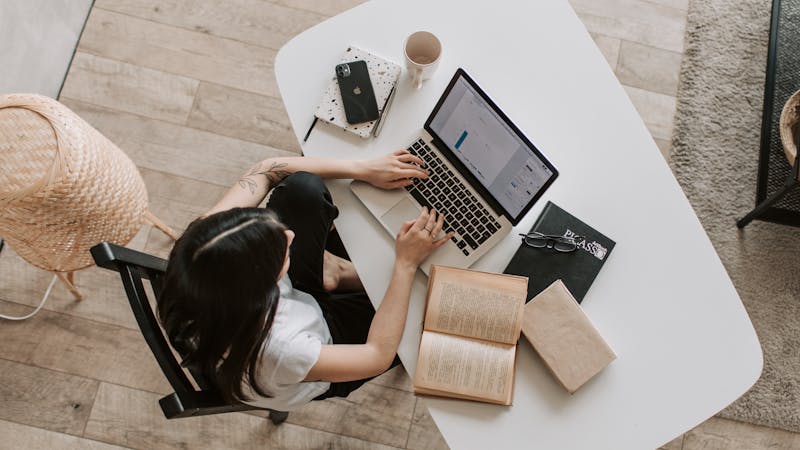 How Async Development Works (No Standups Required) - AsyncForge blog